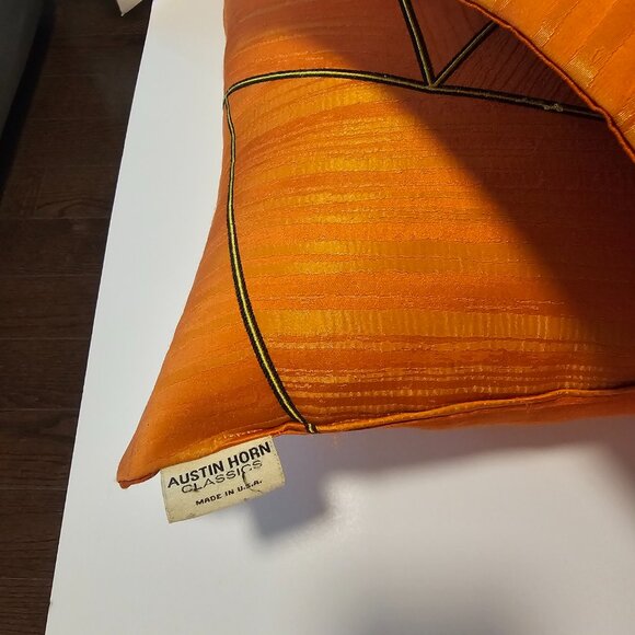 Austin Horn cushions - Picture 2 of 2